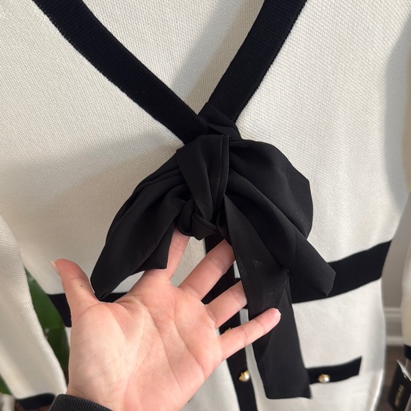 Taylor Black and White Sweater Dress size xs NWT - Picture 3 of 6